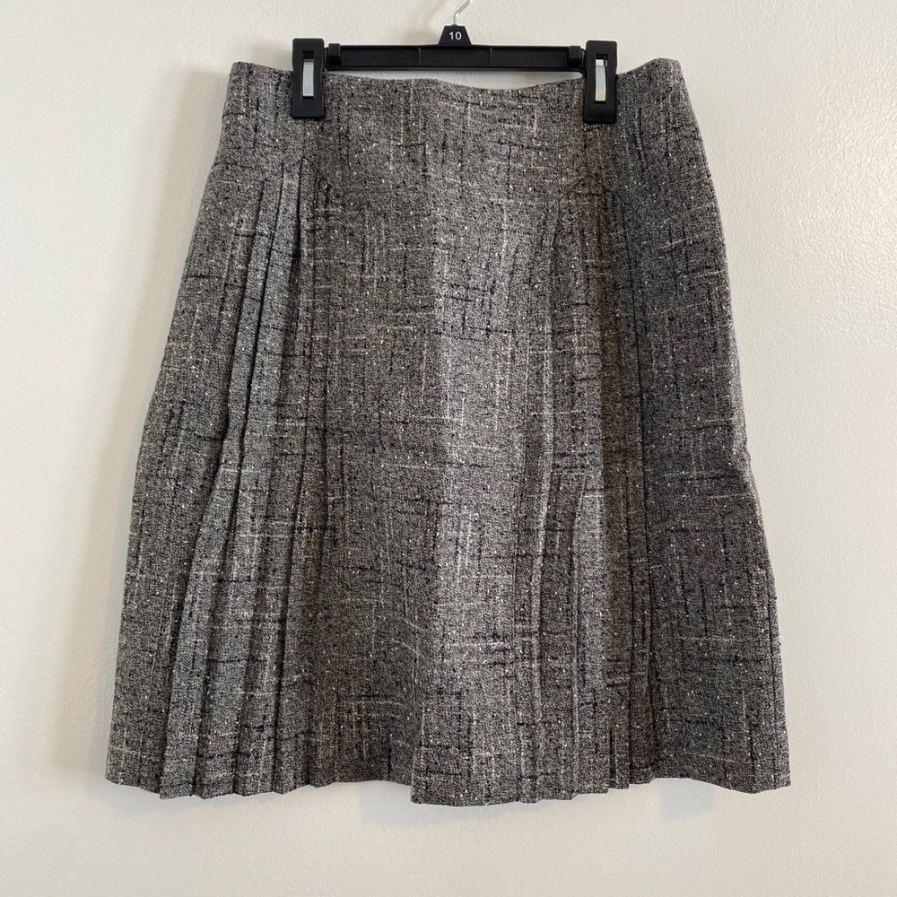 Anne Klein gray and black tweed skirt